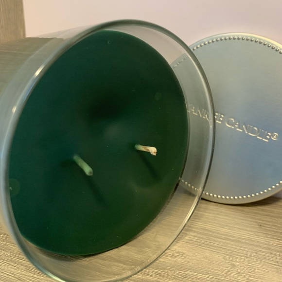 NEW Yankee Candle 2-Wick Balsam & Cedar Scent from Festive Fragrance Collection - Picture 7 of 9